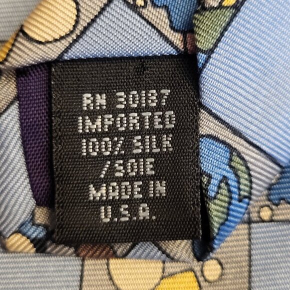 Save The Children ~ ” Hands Across the World” Necktie ~ Excellent Condition - Picture 7 of 7